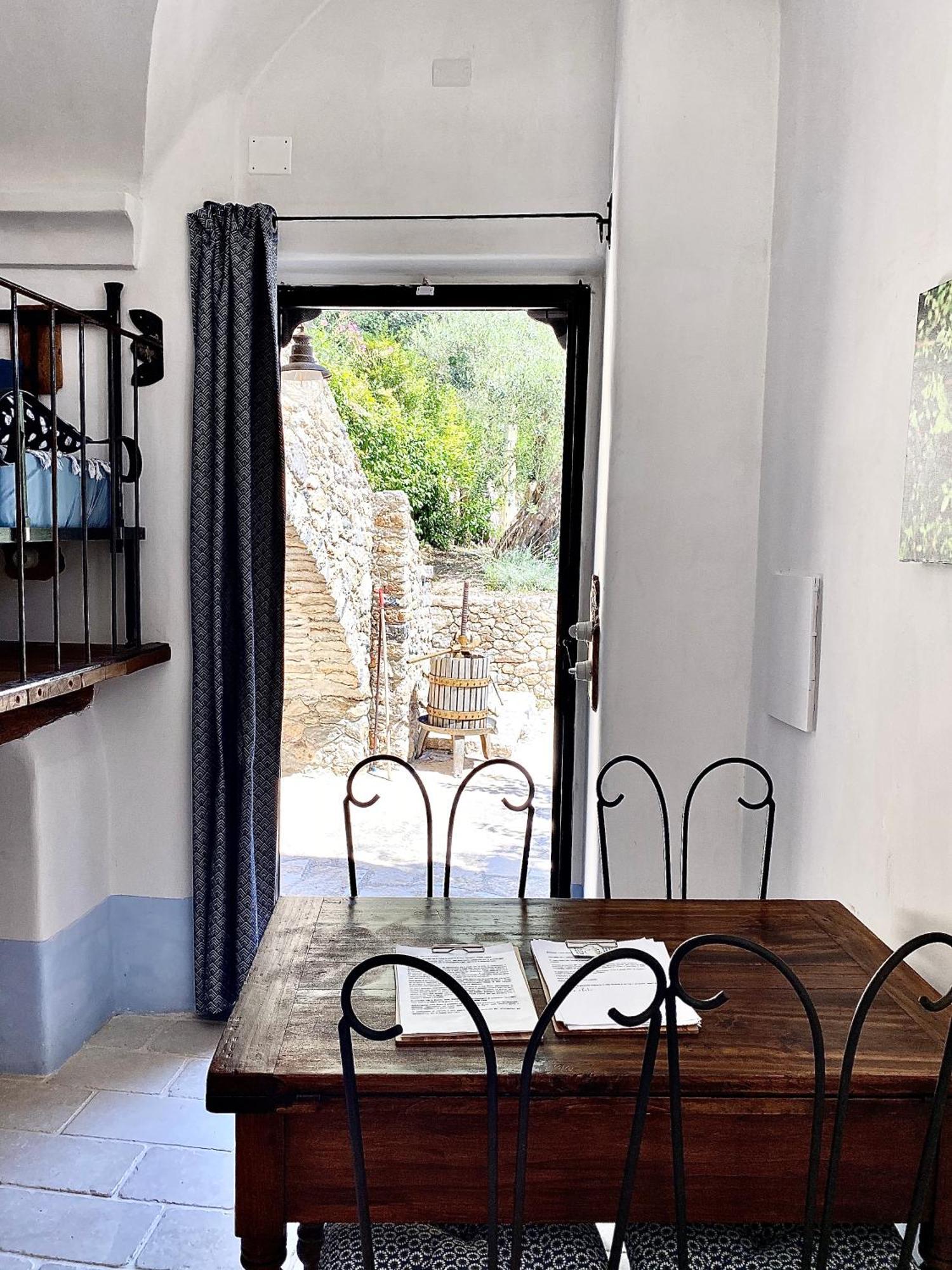 Casa Vacanze A Lea L'Ua Finale Ligure Habitación foto